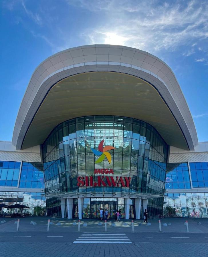 شقة أستانا  في Уютная Квартира На Expo-Smart Замок المظهر الخارجي الصورة
